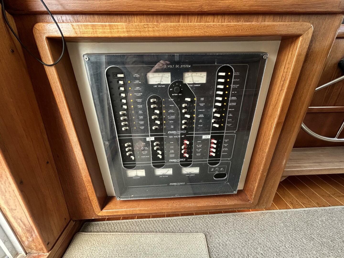 Slide: The Image of 50' Cherubini electrical panel - 5060382