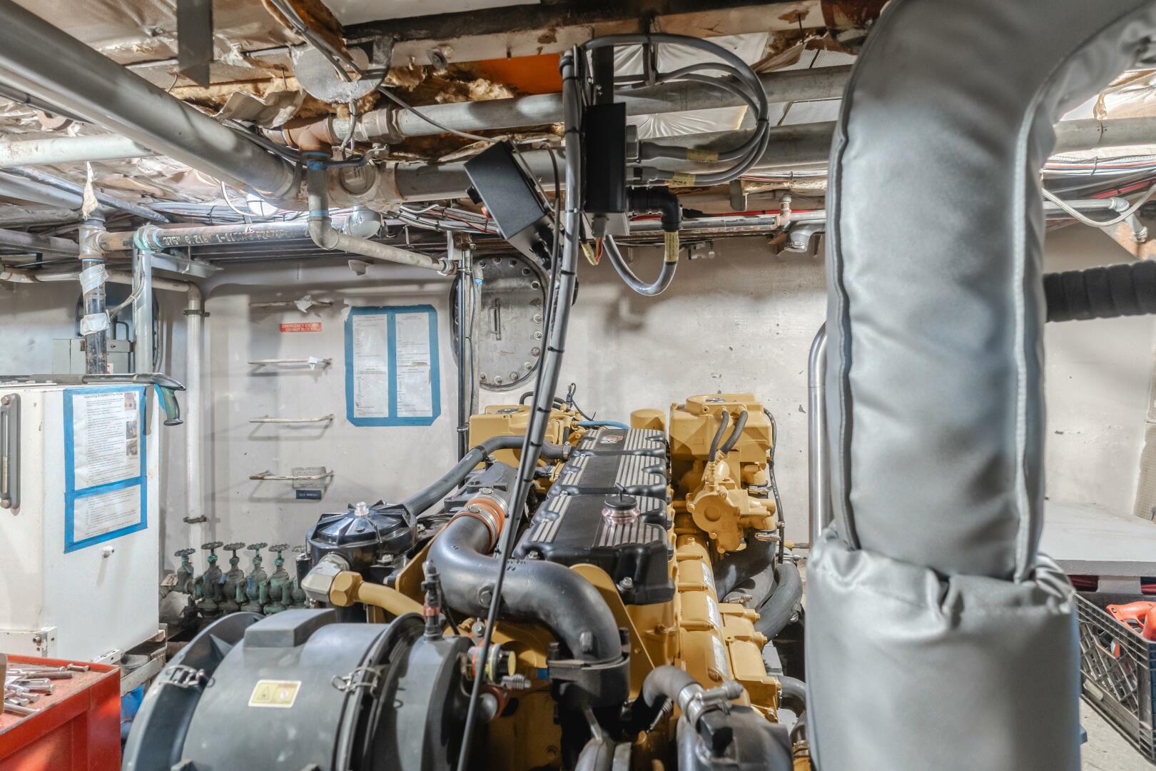 Slide: The Image of Enhydra Caterpillar Motor with Tier III Exhaust - 4049266