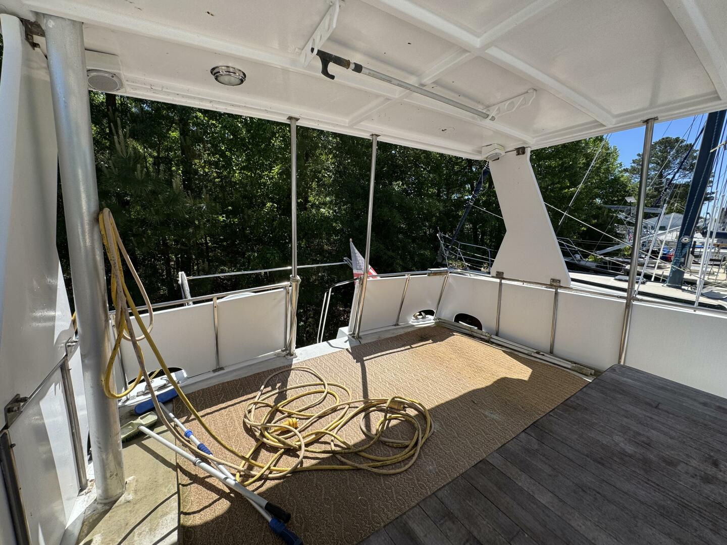 Slide: The Image of Chien Hwa Senator Futura Sundeck 1987 - 5288332