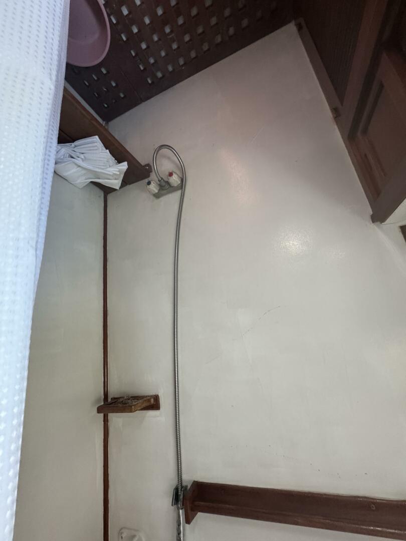 Slide: The Image of Chien Hwa Senator Futura Sundeck 1987 - 5288451