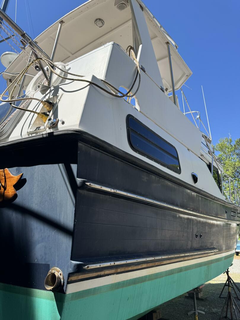 Slide: The Image of Chien Hwa Senator Futura Sundeck 1987 - 5288465