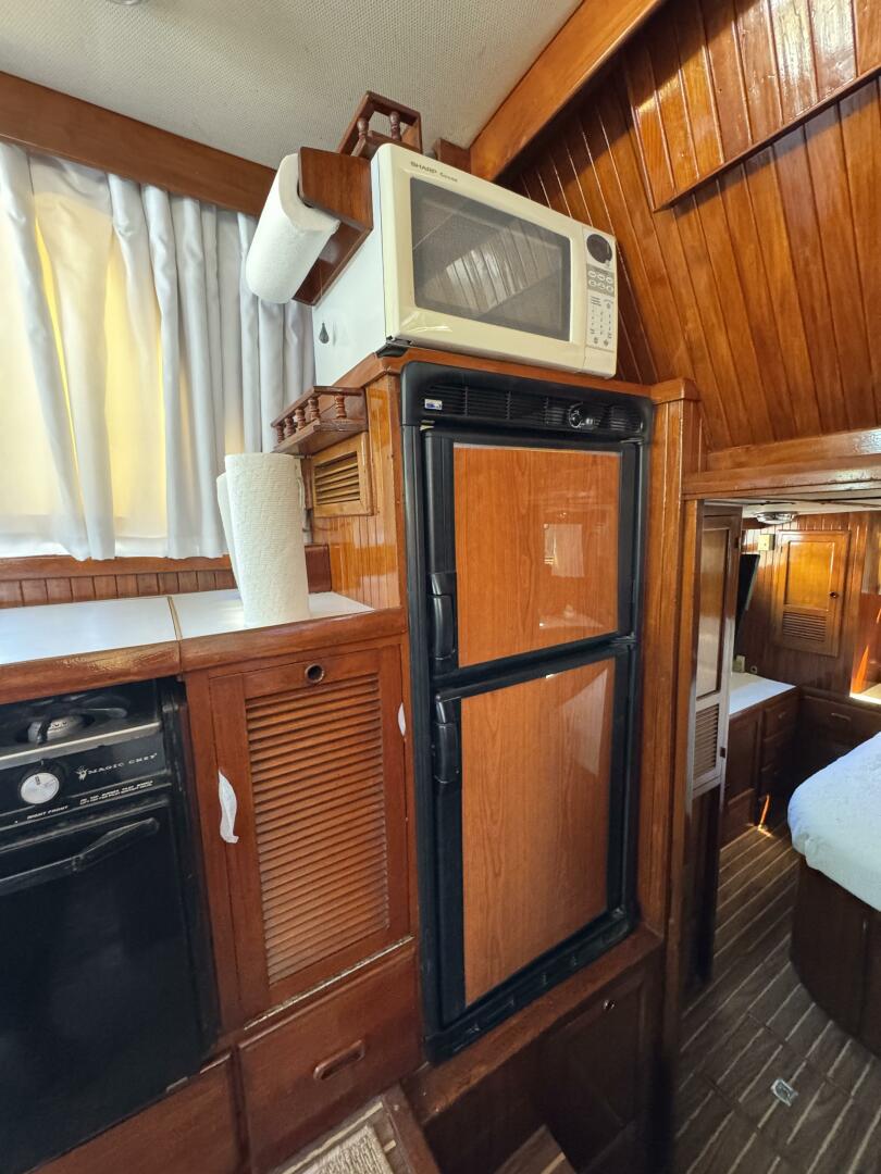 Slide: The Image of Chien Hwa Senator Futura Sundeck 1987 - 5288479