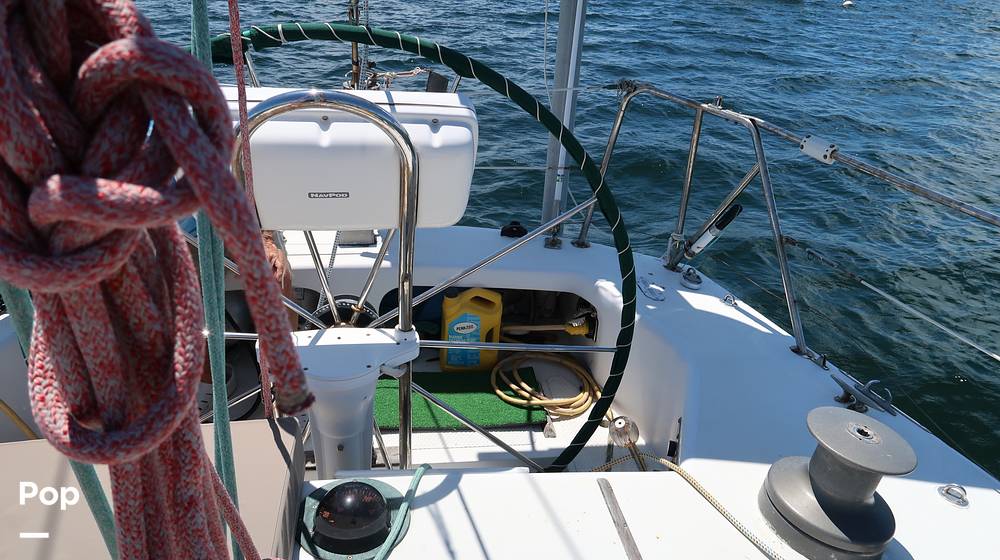 Slide: The Image of Helm/Steering Wheel - 13135238