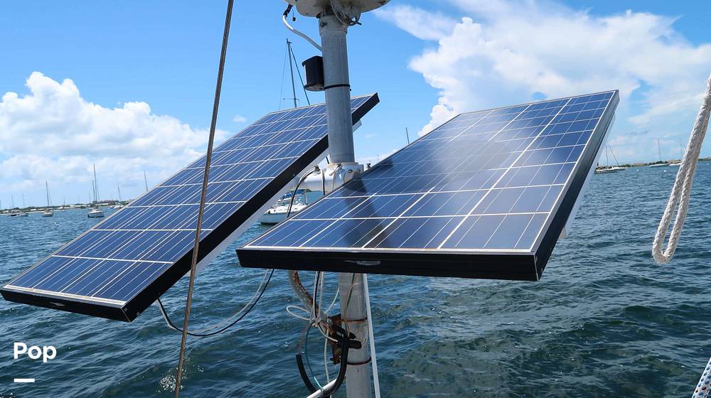 Slide: The Image of Solar Panels - 13540028
