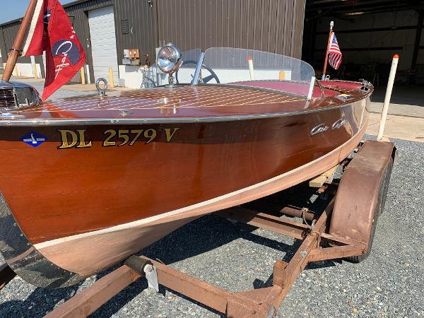 Slide: The Image of Chris-Craft 17 Runabout Deluxe 1947 - 3