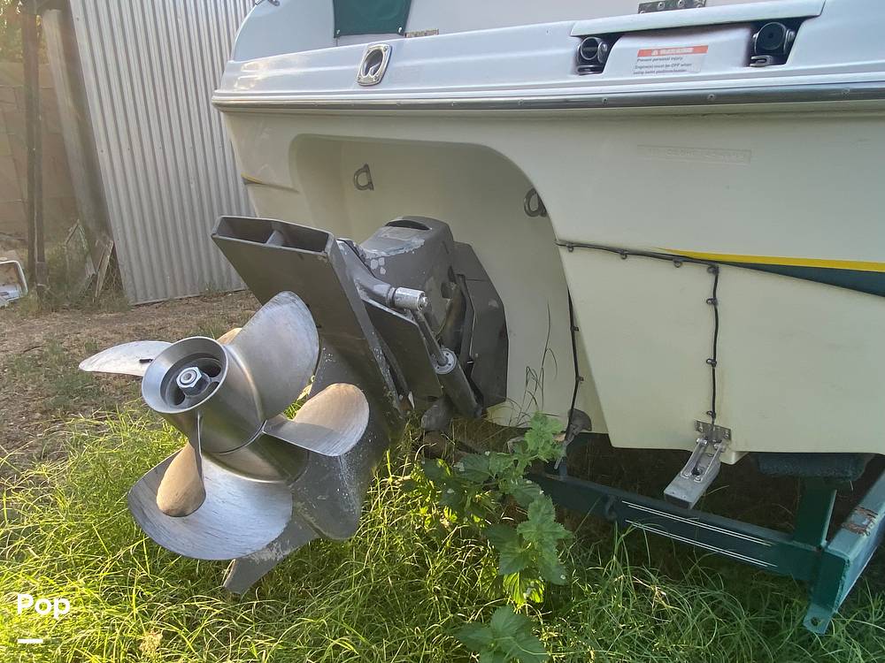 Slide: The Image of Chris-Craft 240 Express Cruiser 1999 - 13400787