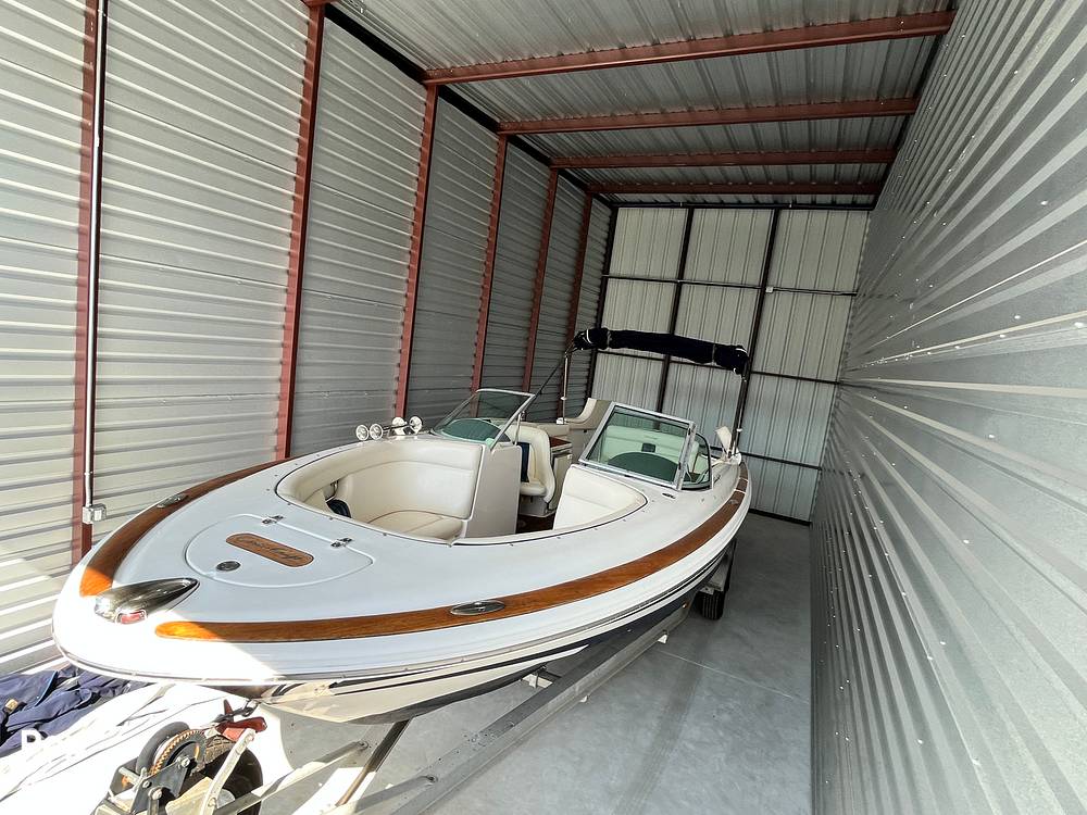 Slide: The Image of Chris-Craft 25 Launch 2003 - 40