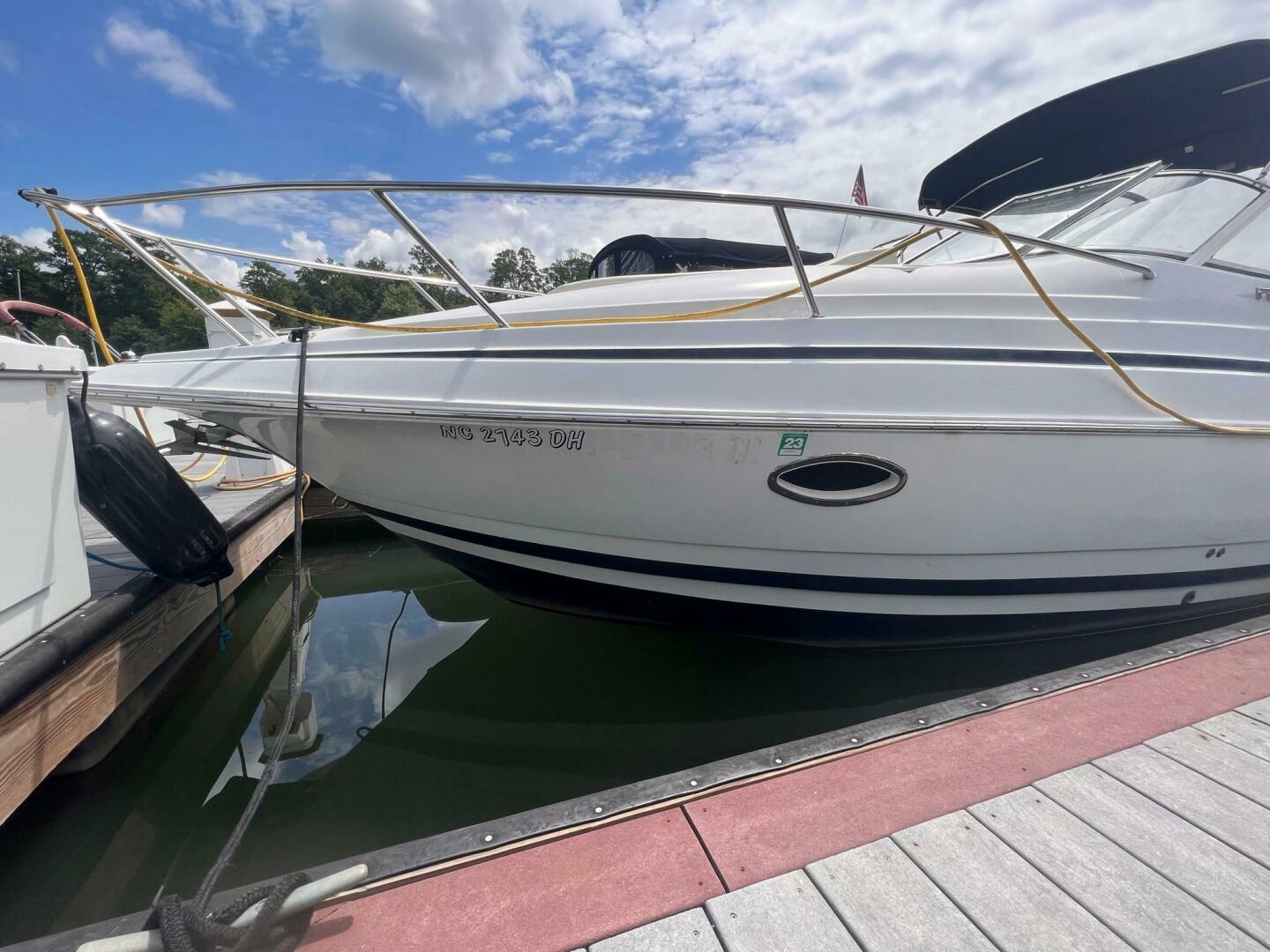 Slide: The Image of Chris-Craft 26 Crown 1998 - 4808547
