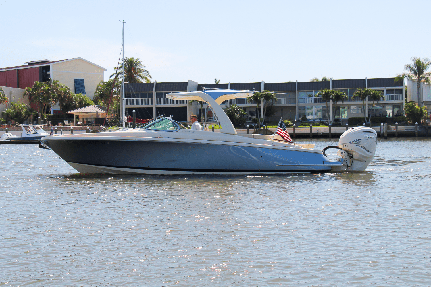 Slide: The Image of Chris-Craft 28 LAUNCH 2020 - 22