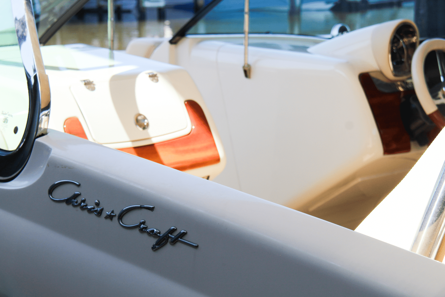 Slide: The Image of Chris-Craft 28 LAUNCH 2020 - 23