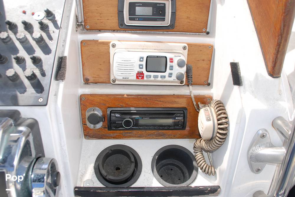 Slide: The Image of Chris-Craft 311 Stinger 1988 - 48