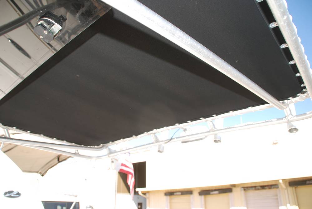 Slide: The Image of Chris-Craft 311 Stinger 1988 - 62