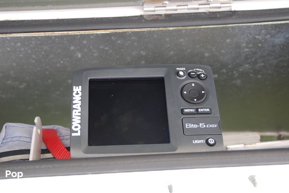 Slide: The Image of Chris-Craft 311 Stinger 1988 - 64