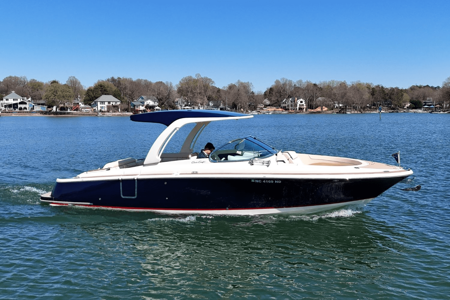 Slide: The Image of Chris-Craft 31 LAUNCH 2023 - 0