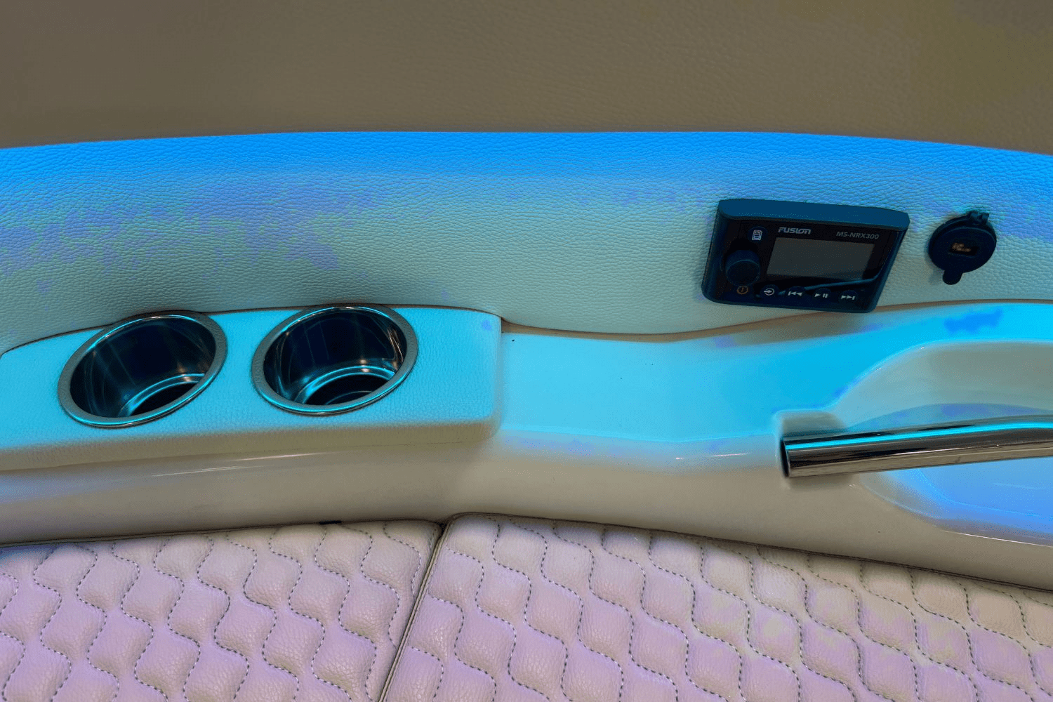 Slide: The Image of Chris-Craft 31 LAUNCH 2023 - 27