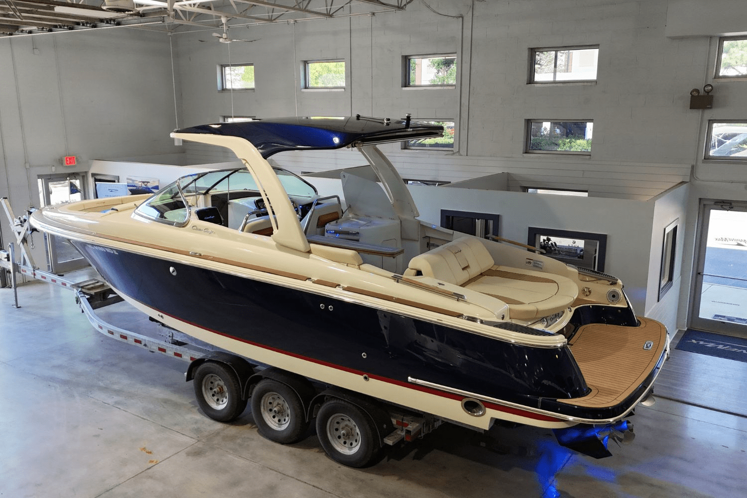 Slide: The Image of Chris-Craft 31 LAUNCH 2023 - 9