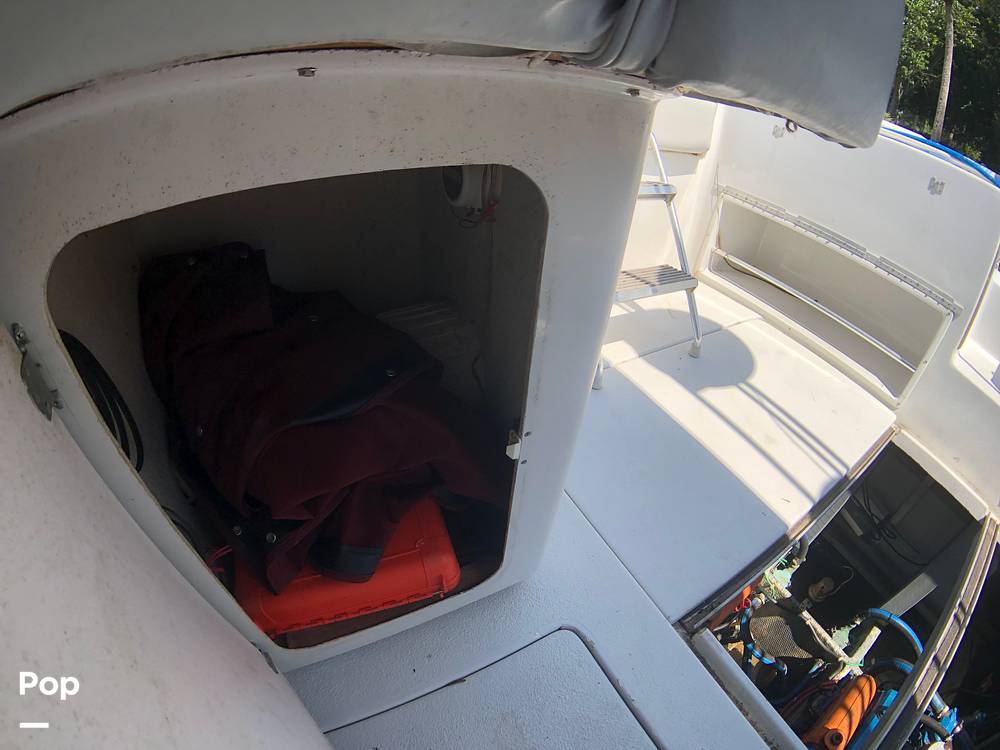 Slide: The Image of Chris-Craft 320 AmeroSport 1987 - 45