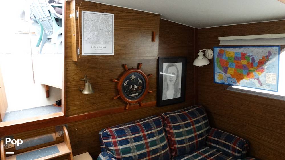 Slide: The Image of Chris-Craft 350 Catalina 1978 - 12267046