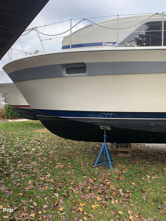 Slide: The Image of Chris-Craft 350 Catalina 1978 - 12157076