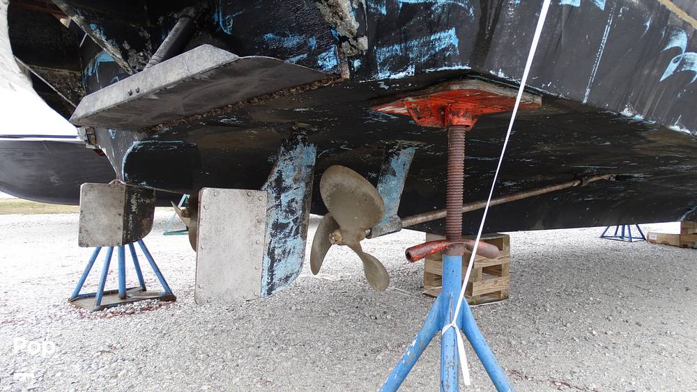 Slide: The Image of Chris-Craft 350 Catalina 1978 - 12267018