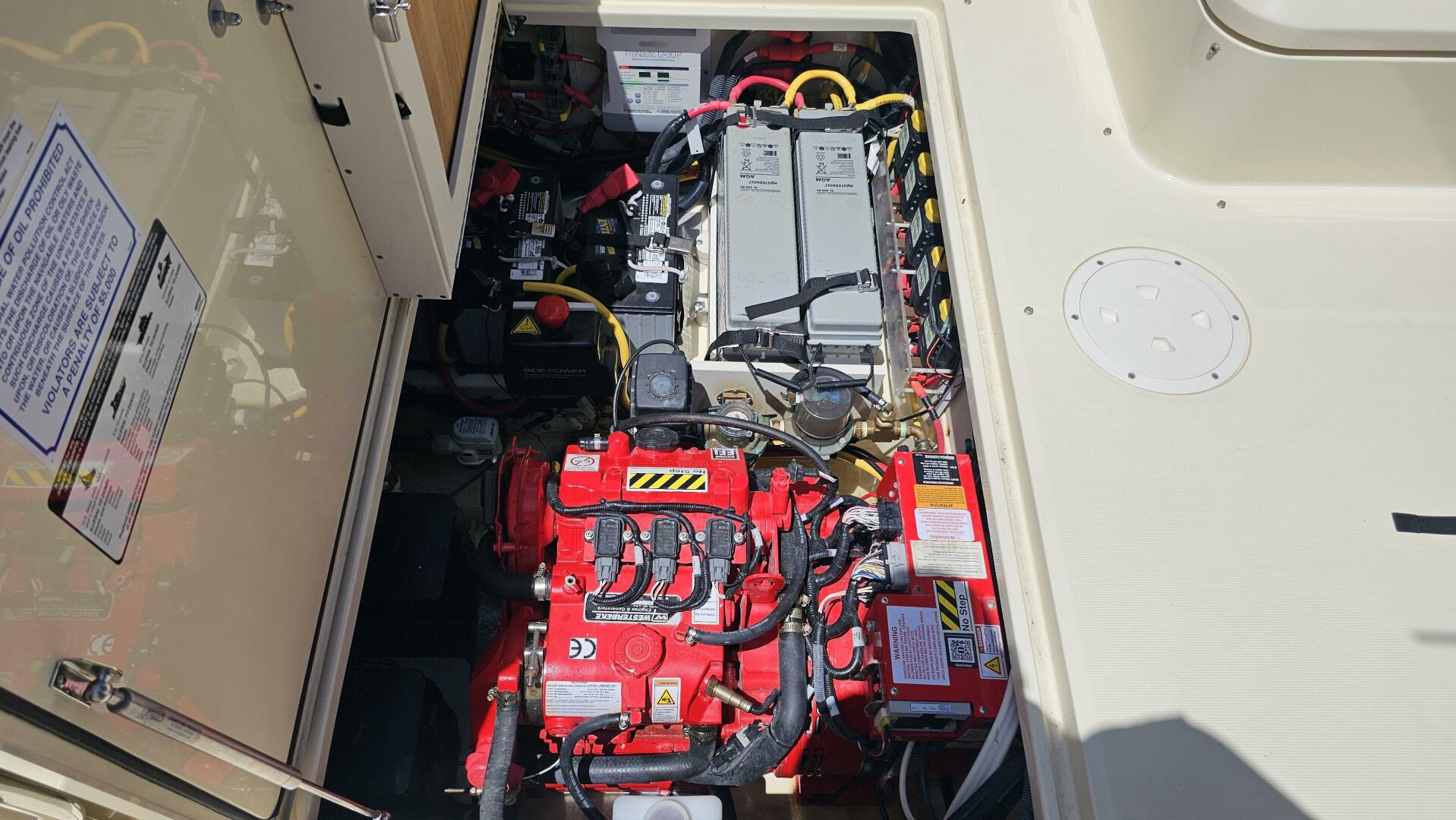 Slide: The Image of Chris-Craft 35 Calypso 2022 - 5476212