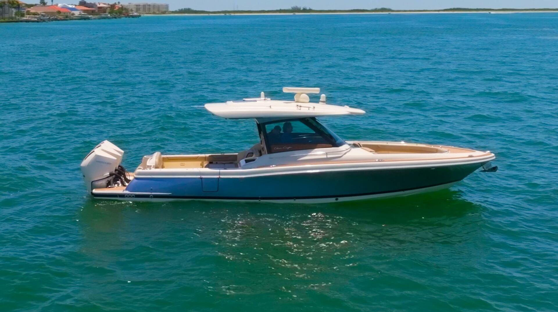 Slide: The Image of Chris-Craft 35 Calypso 2022 - 5476228