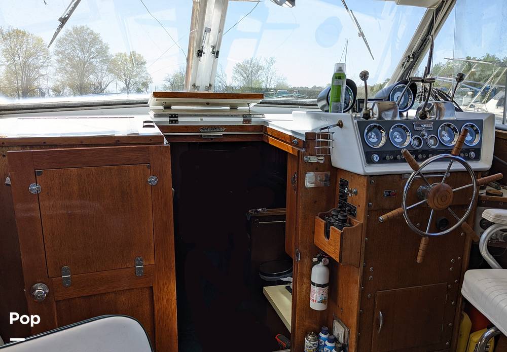 Slide: The Image of Chris-Craft 37 Roamer Riviera 1967 - 10424304