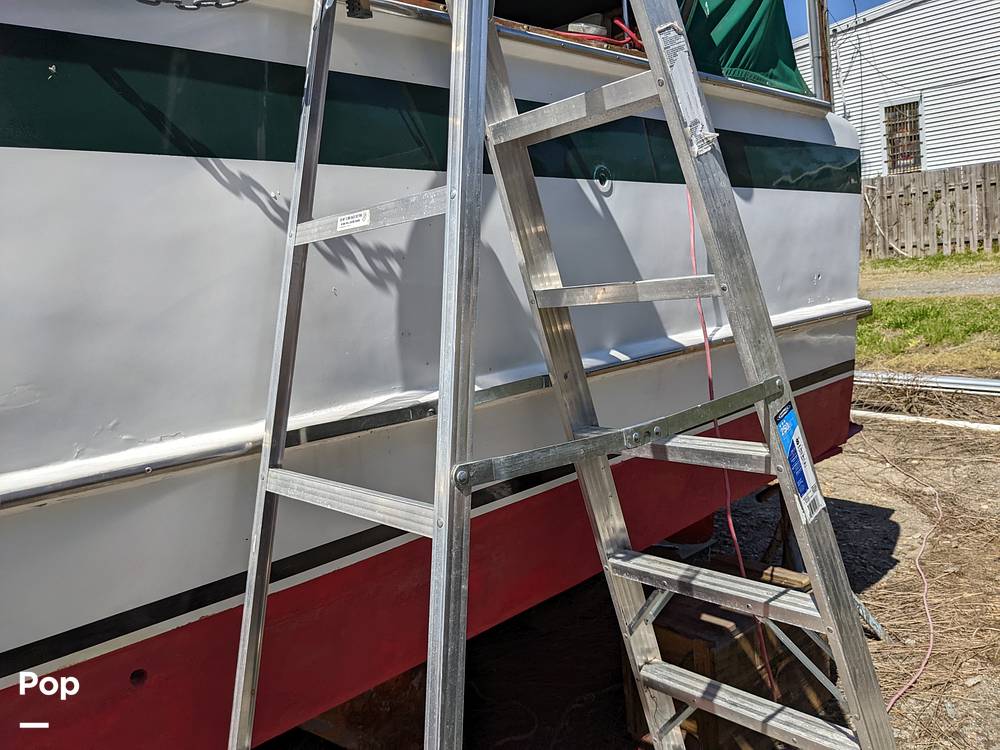 Slide: The Image of Rub Rails - 10424326