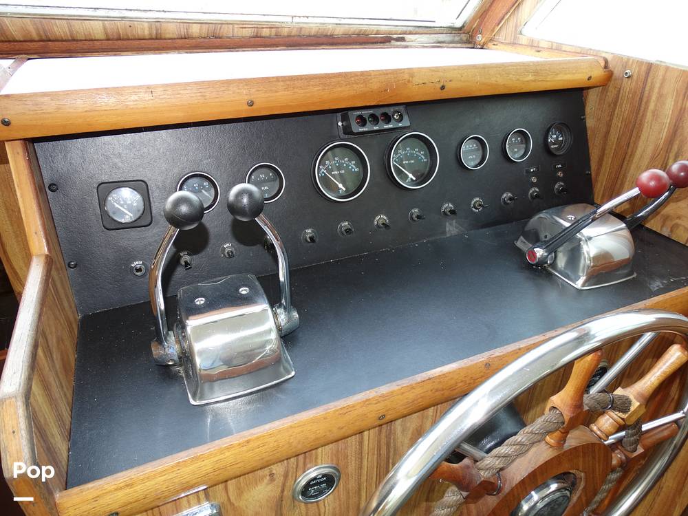 Slide: The Image of Chris-Craft 380 Corinthian 1980 - 13006072