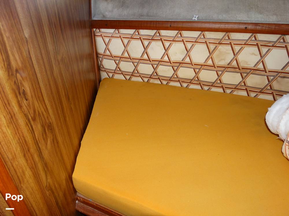 Slide: The Image of Chris-Craft 380 Corinthian 1980 - 13006146