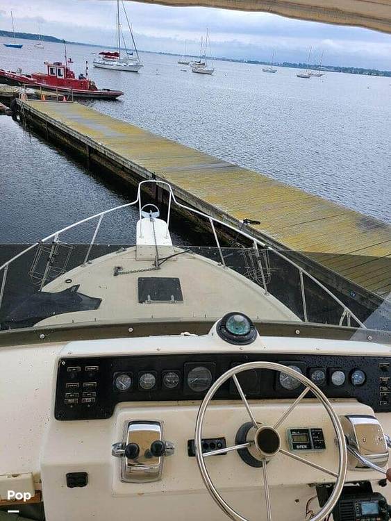Slide: The Image of Chris-Craft 380 Corinthian 1980 - 12933541