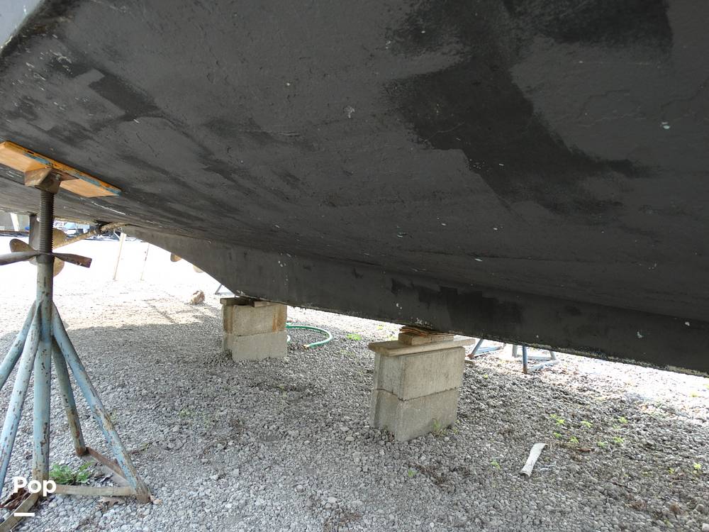 Slide: The Image of Chris-Craft 380 Corinthian 1980 - 13005871