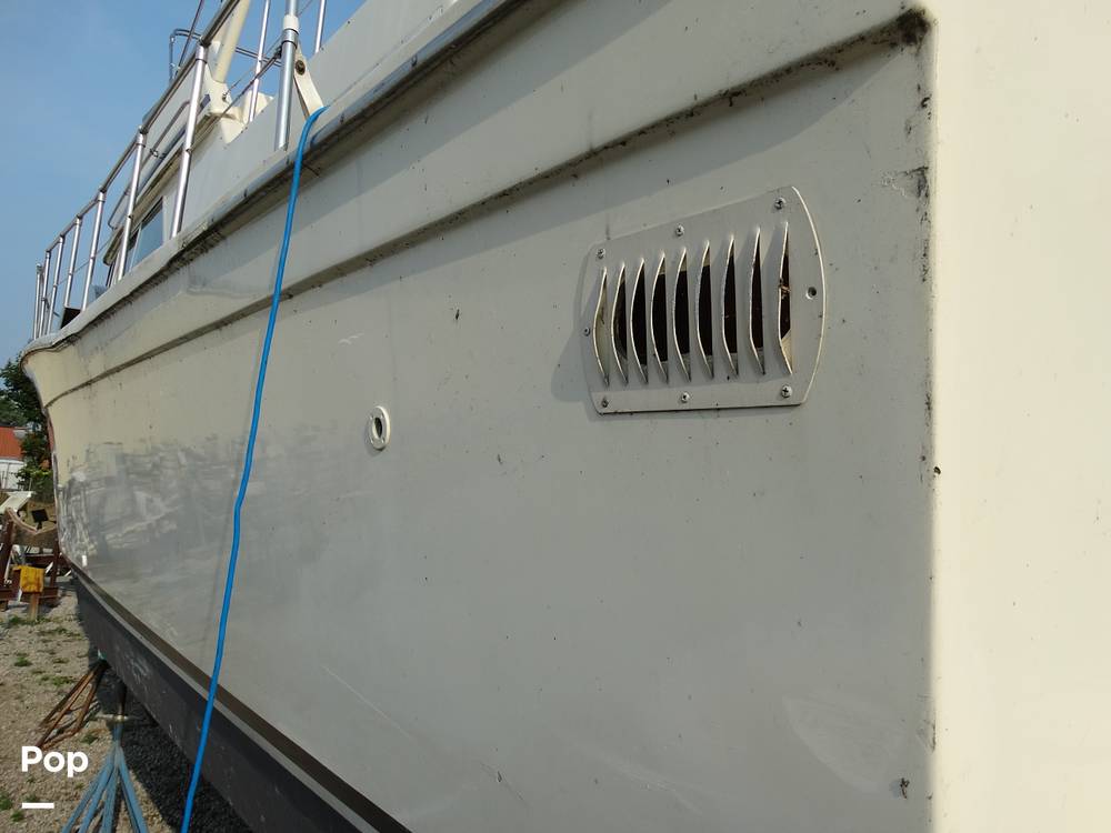 Slide: The Image of Chris-Craft 380 Corinthian 1980 - 13005884