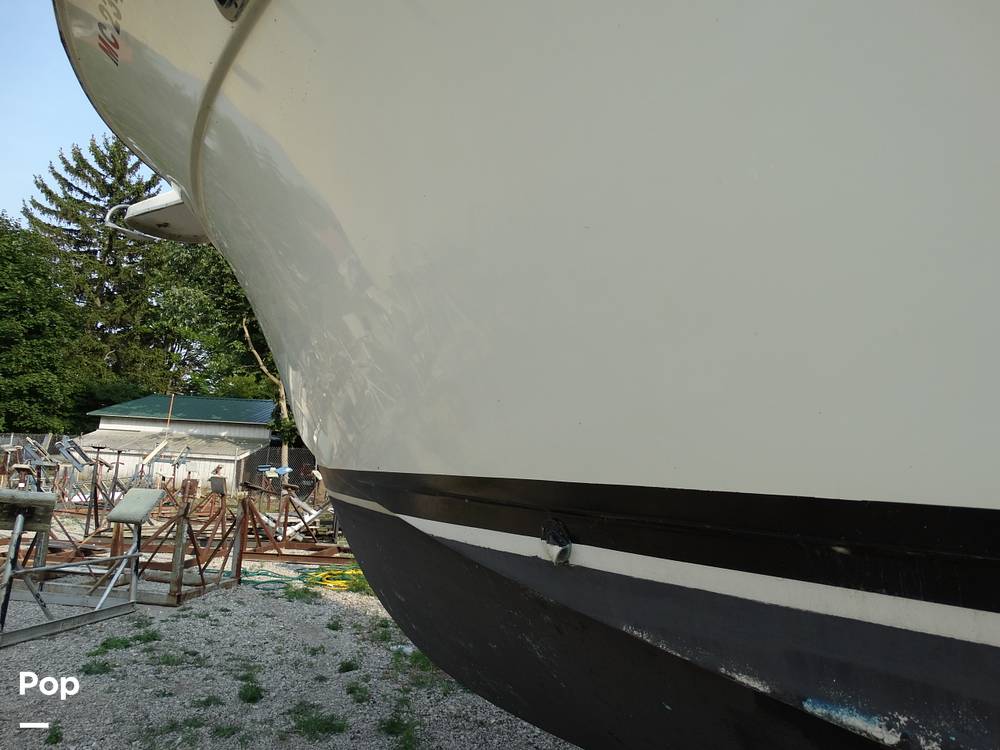 Slide: The Image of Chris-Craft 380 Corinthian 1980 - 13005921