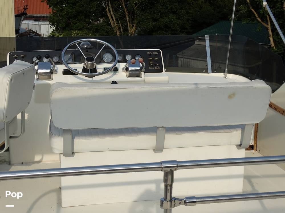 Slide: The Image of Chris-Craft 380 Corinthian 1980 - 13005950