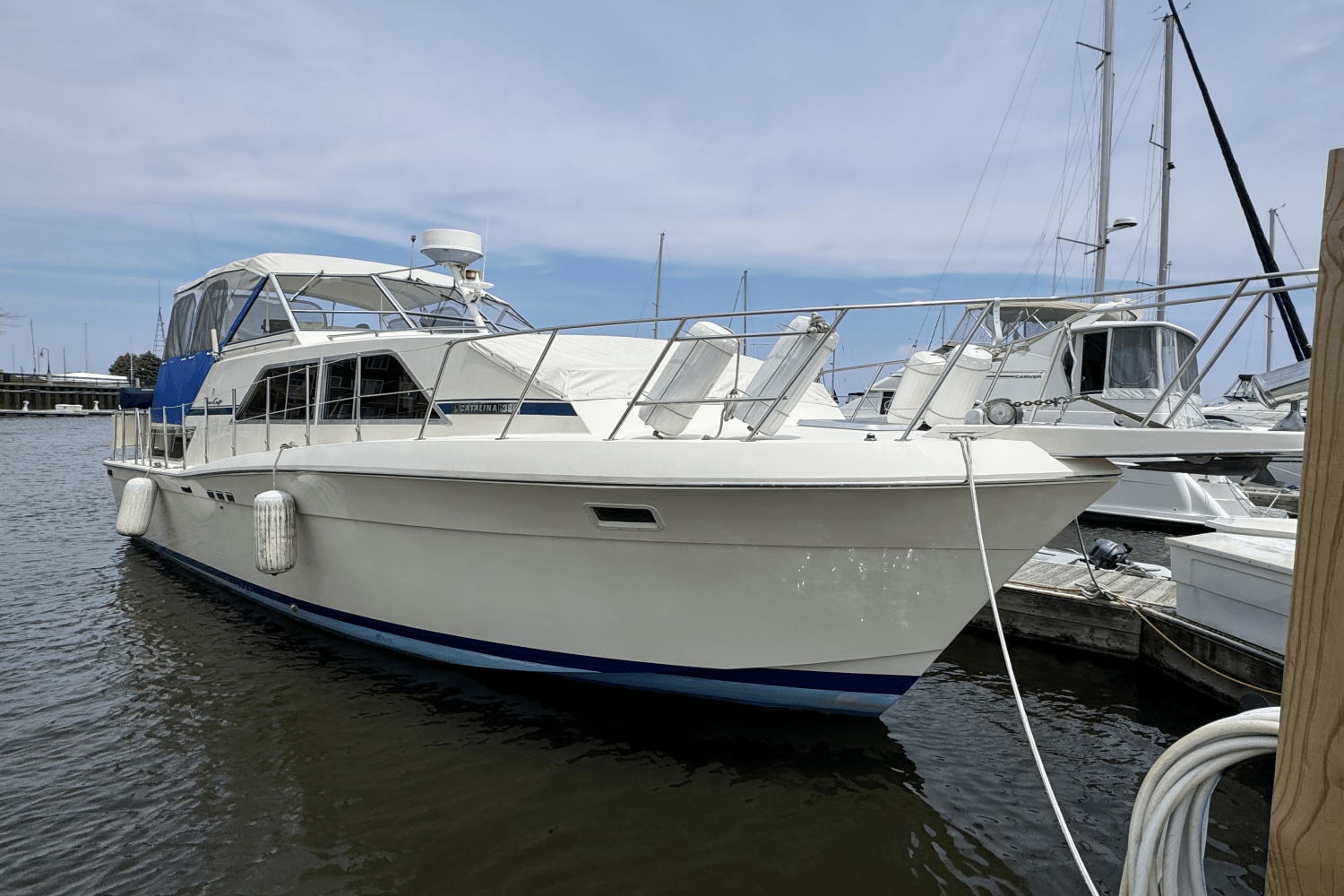 Slide: The Image of Chris-Craft 381 CATALINA 1986 - 1