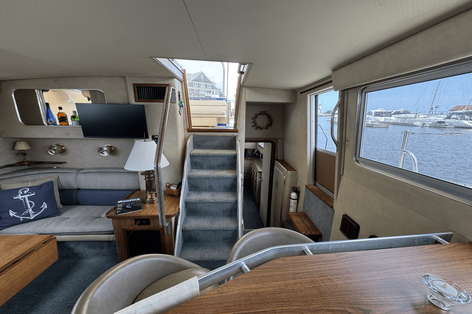 Slide: The Image of Chris-Craft 381 CATALINA 1986 - 10