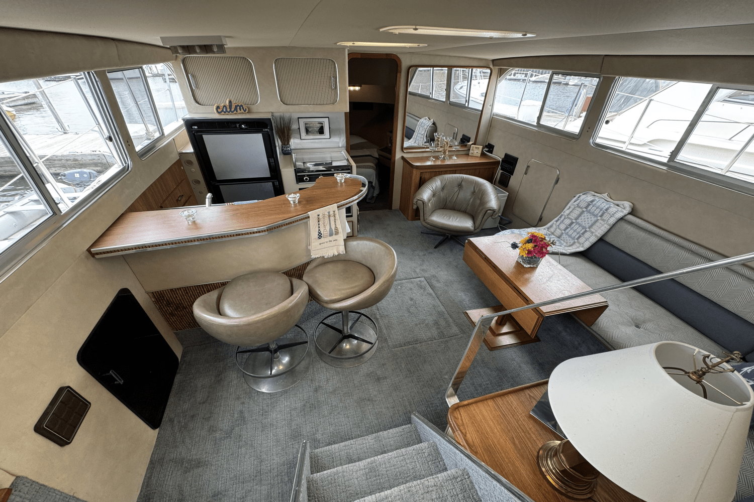 Slide: The Image of Chris-Craft 381 CATALINA 1986 - 8