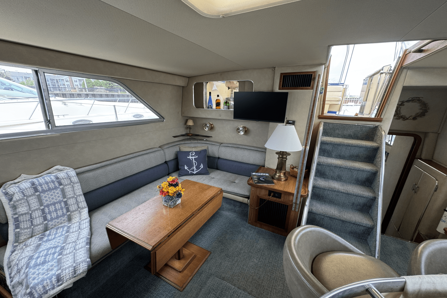 Slide: The Image of Chris-Craft 381 CATALINA 1986 - 9