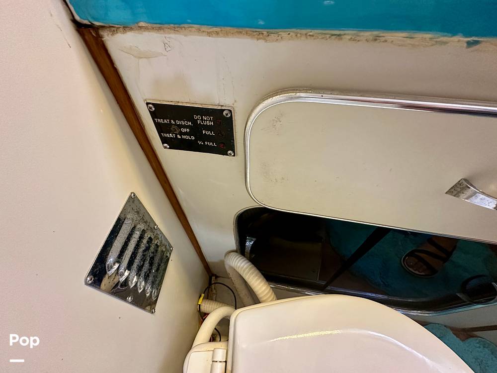 Slide: The Image of Chris-Craft 381 Catalina 1987 - 15645320