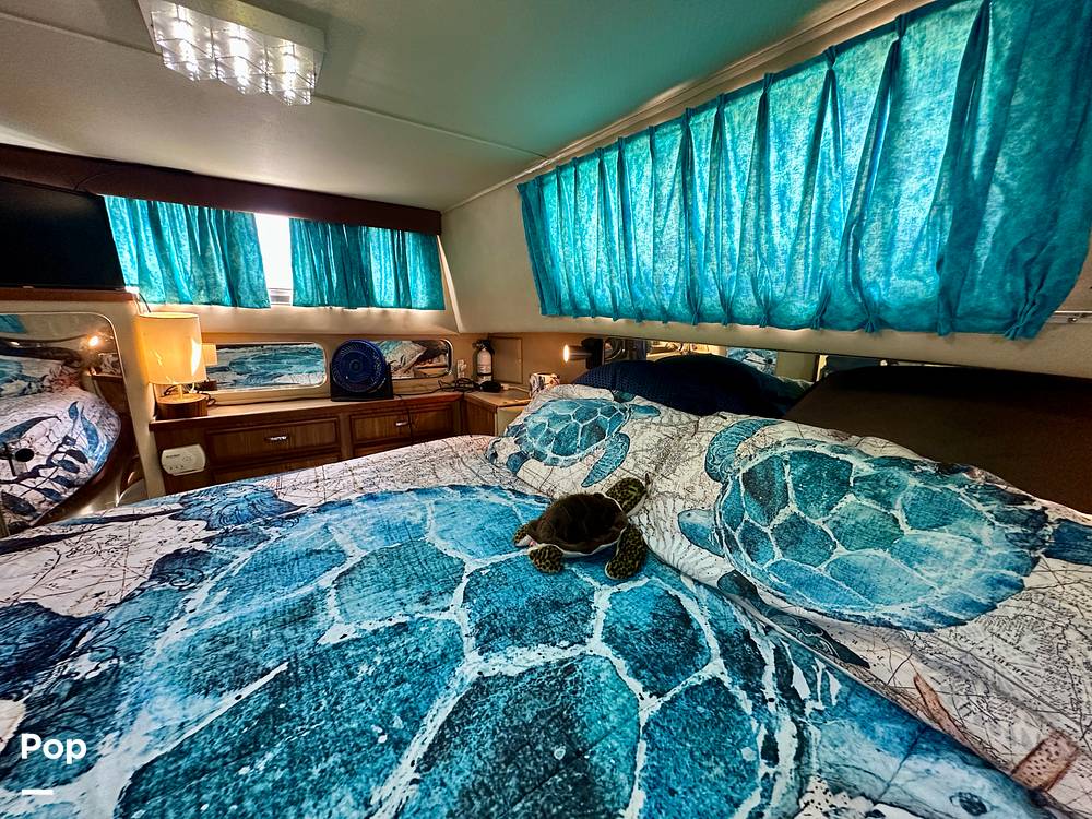 Slide: The Image of Chris-Craft 381 Catalina 1987 - 15645330