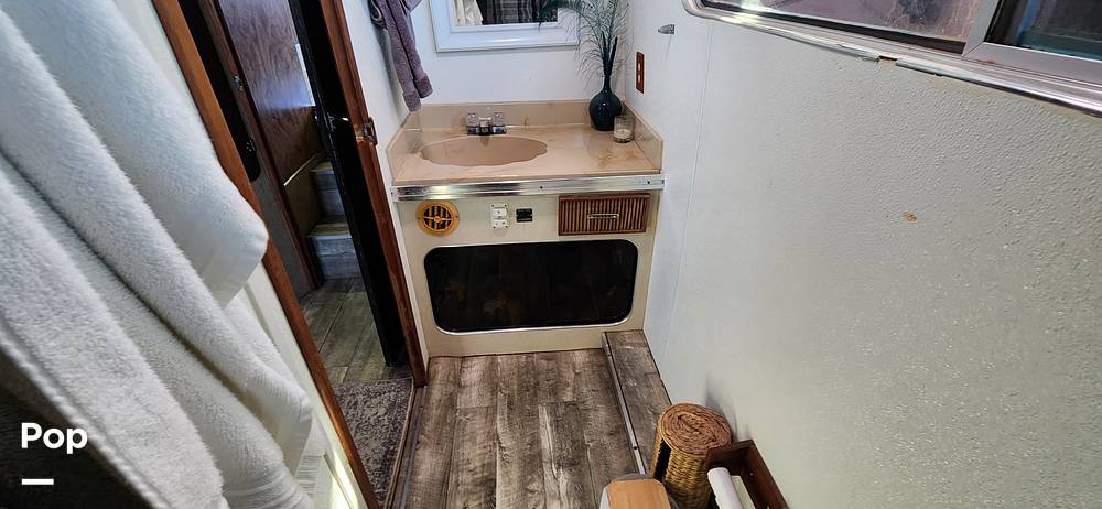 Slide: The Image of Chris-Craft Aqua Home 46 1984 - 14832922