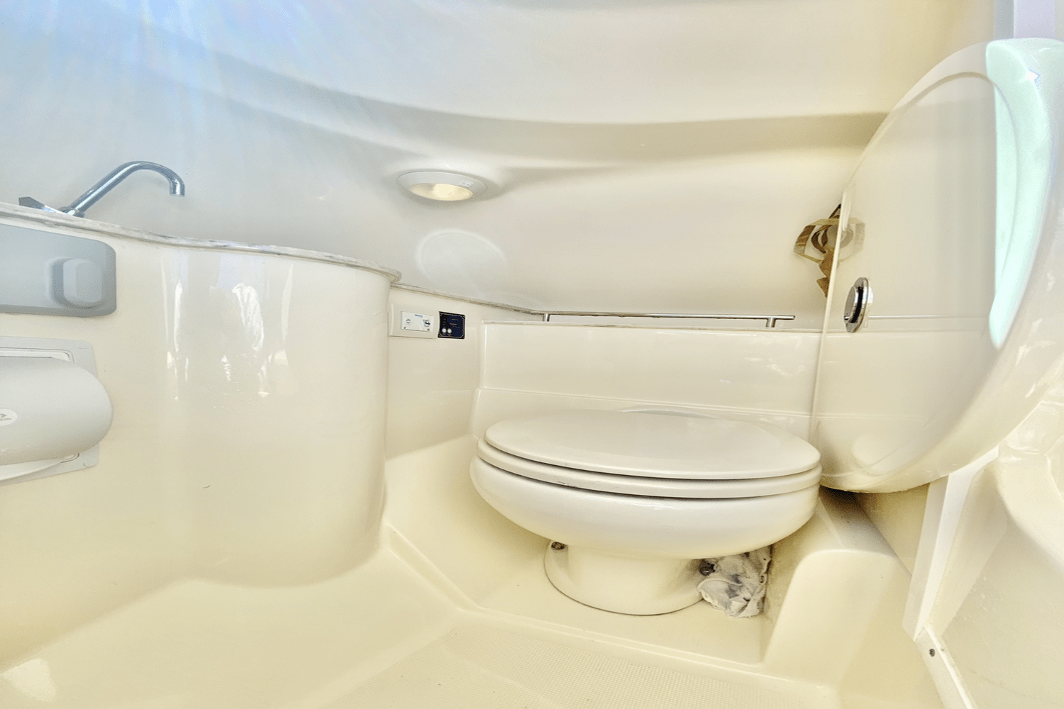 Slide: The Image of Chris-Craft CALYSPO 26 H 2020 - 14