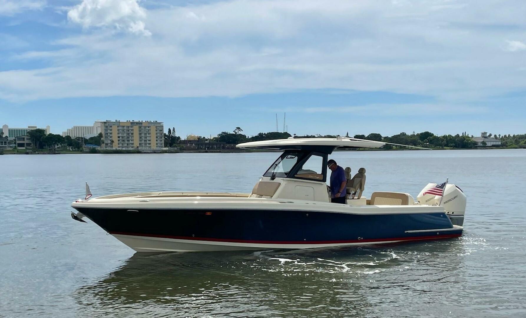 Slide: The Image of Chris Craft 30 Catalina- Profile Chris Craft 30 Catalina- Engines - 5485682