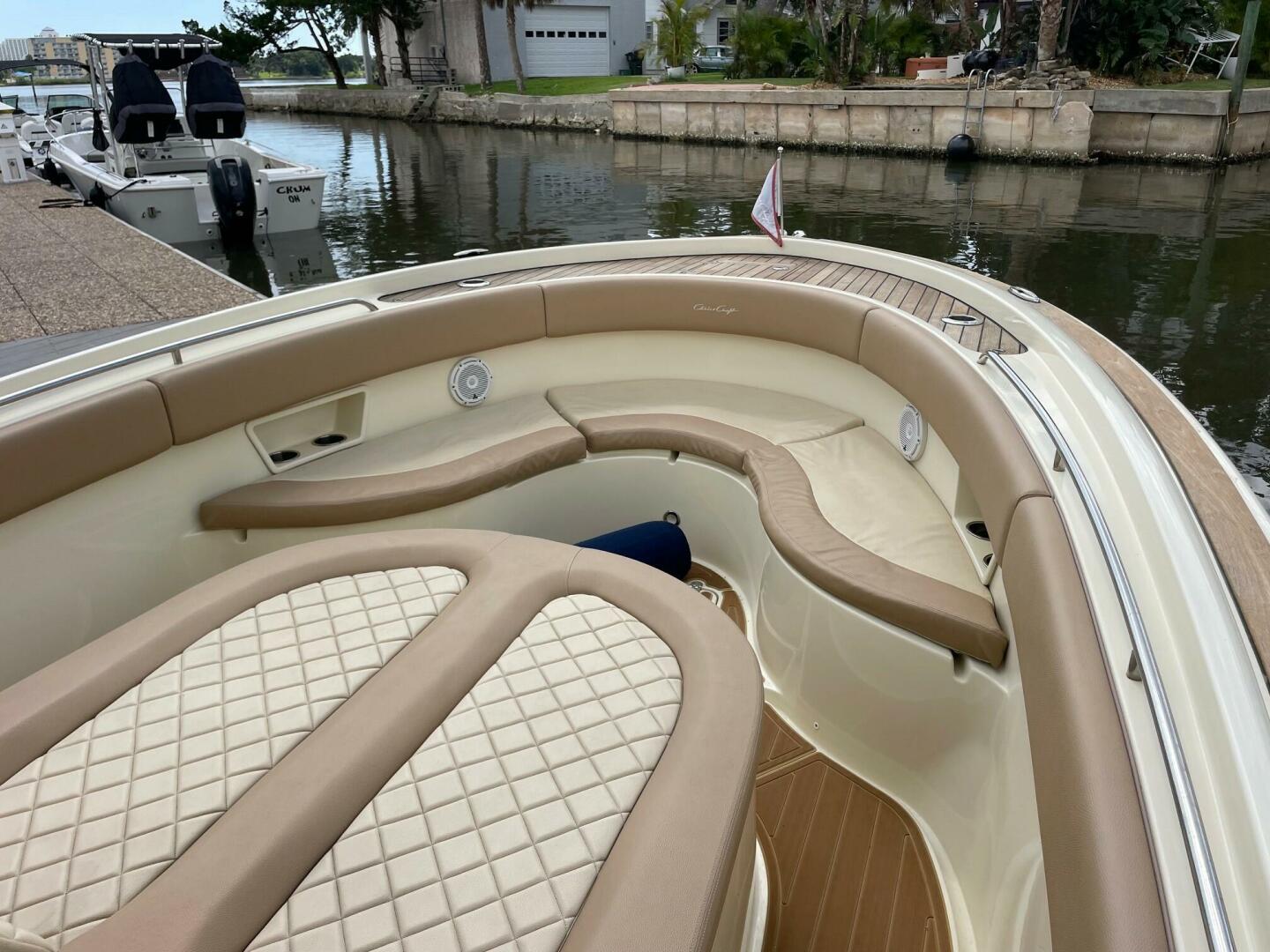 Slide: The Image of Chris Craft 30 Catalina- Bow Seating Chris Craft 30 Catalina- Engines - 5485670