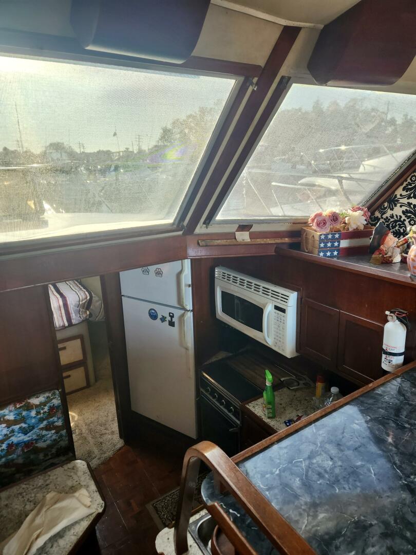 Slide: The Image of Chris-Craft Catalina 42 1985 - 5063350