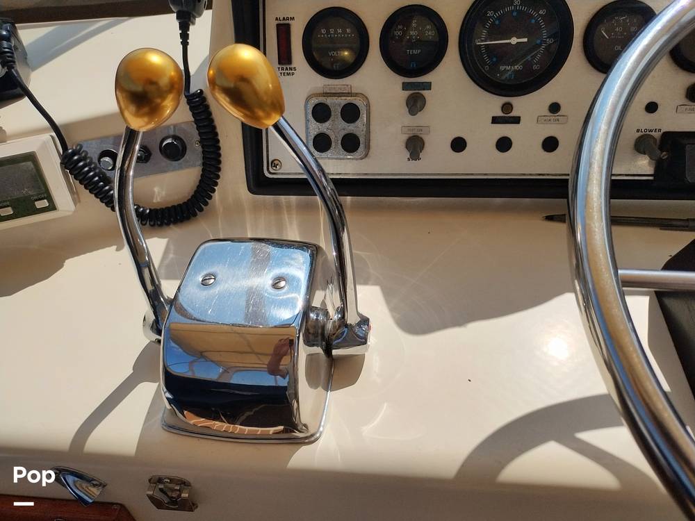 Slide: The Image of Chris-Craft Catalina 426 1985 - 14472011