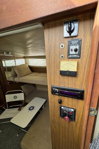 Slide: The Image of Chris-Craft Commander 1969 - 61