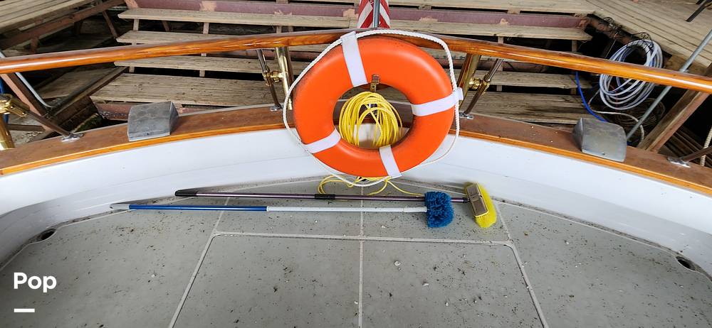 Slide: The Image of Chris-Craft Commander 38 1968 - 15129228