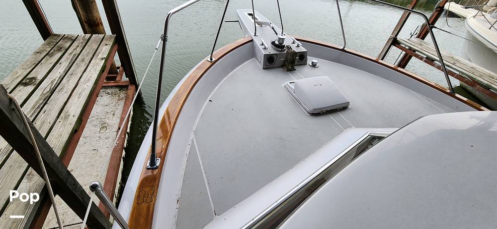 Slide: The Image of Chris-Craft Commander 38 1968 - 15129235